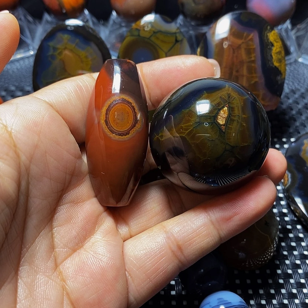 玛瑙/玉髓颈饰未镶嵌云*心