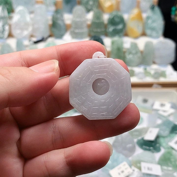 吊坠(不含链)未镶嵌翡翠100八卦牌