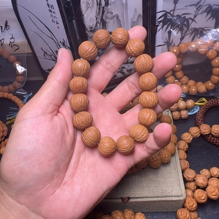 猴头核桃手串现****怅风雨