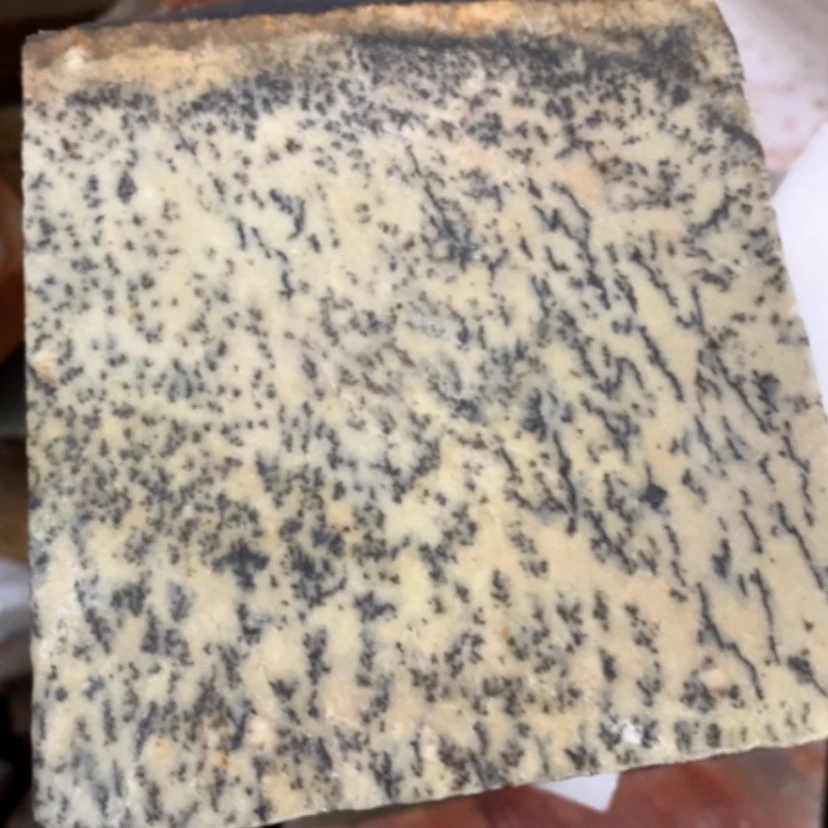 【闪购商品】未镶嵌手镯石英质玉奶茶草花