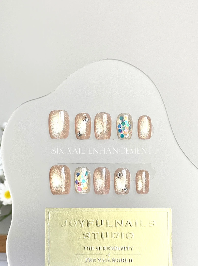 【甜蜜精灵】高端·原创穿戴甲10片时尚百搭黄猫眼亮片气质显白