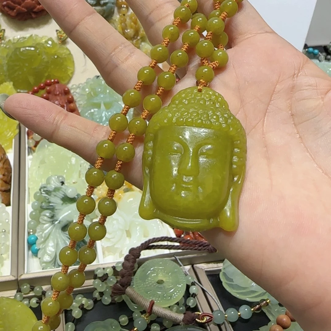 未镶嵌蛇纹石玉吊坠