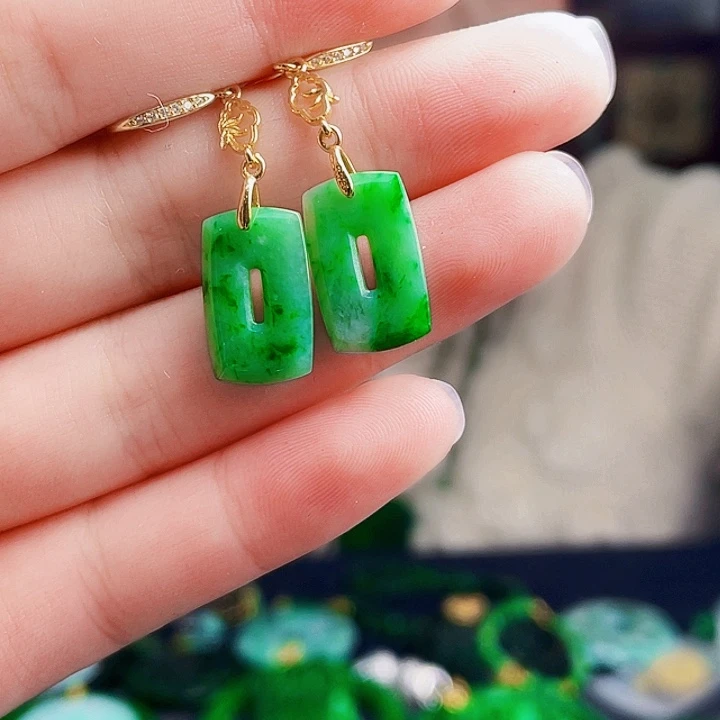 翡翠银S925镶嵌颈饰多样性