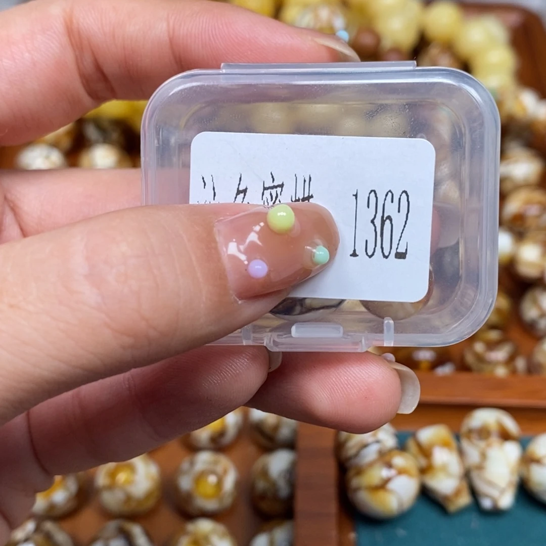 猴头核桃把件沁色圆珠老型1362