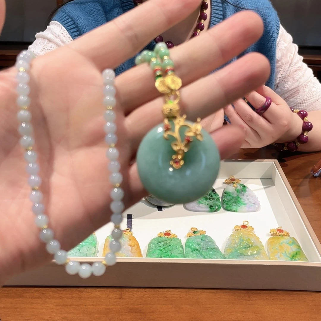 锦纶铁合金吊坠项链