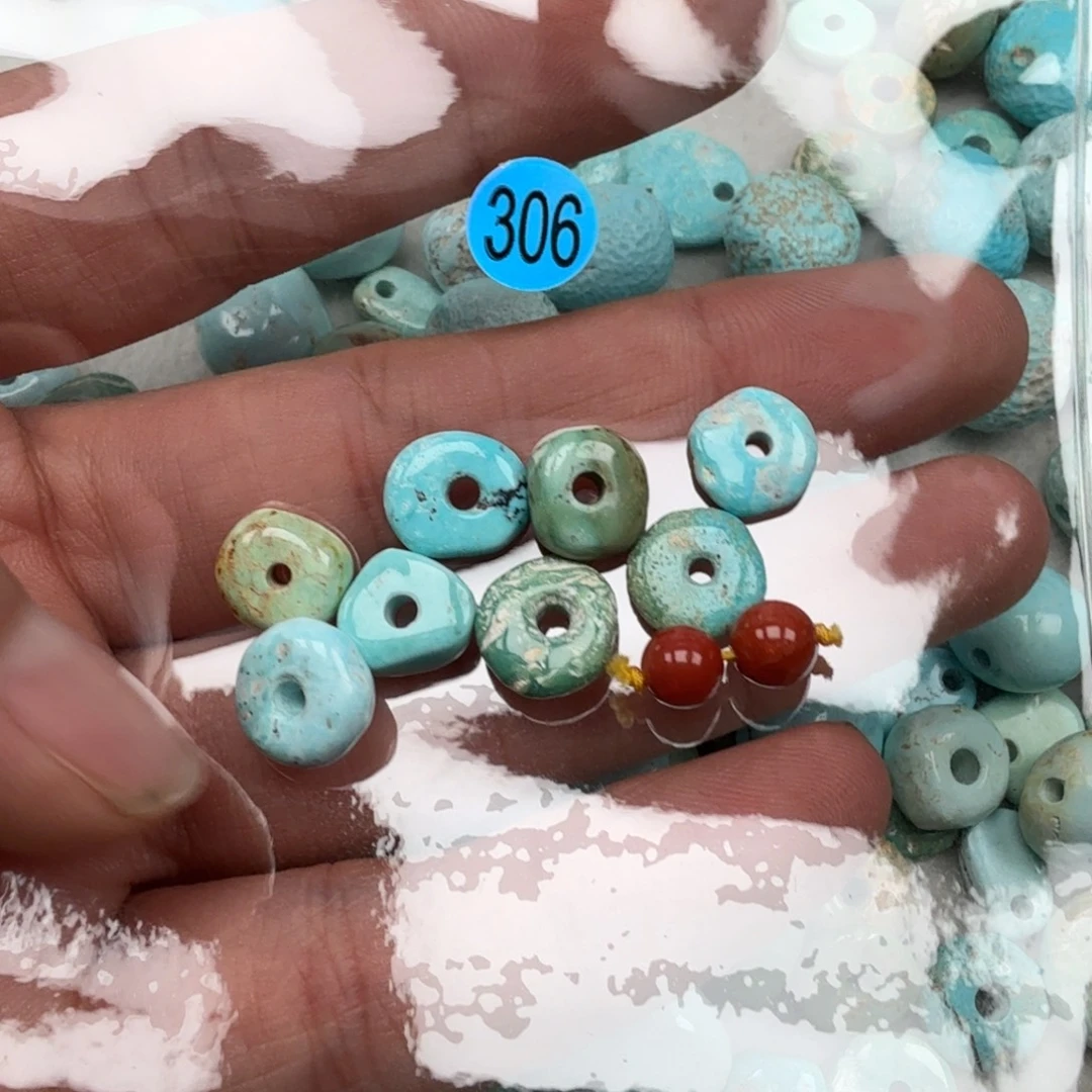 南红玛瑙未镶嵌珠宝奇石