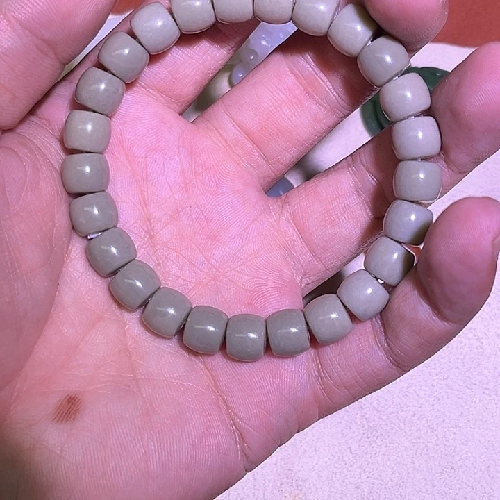 和田玉套链未镶嵌滑****司