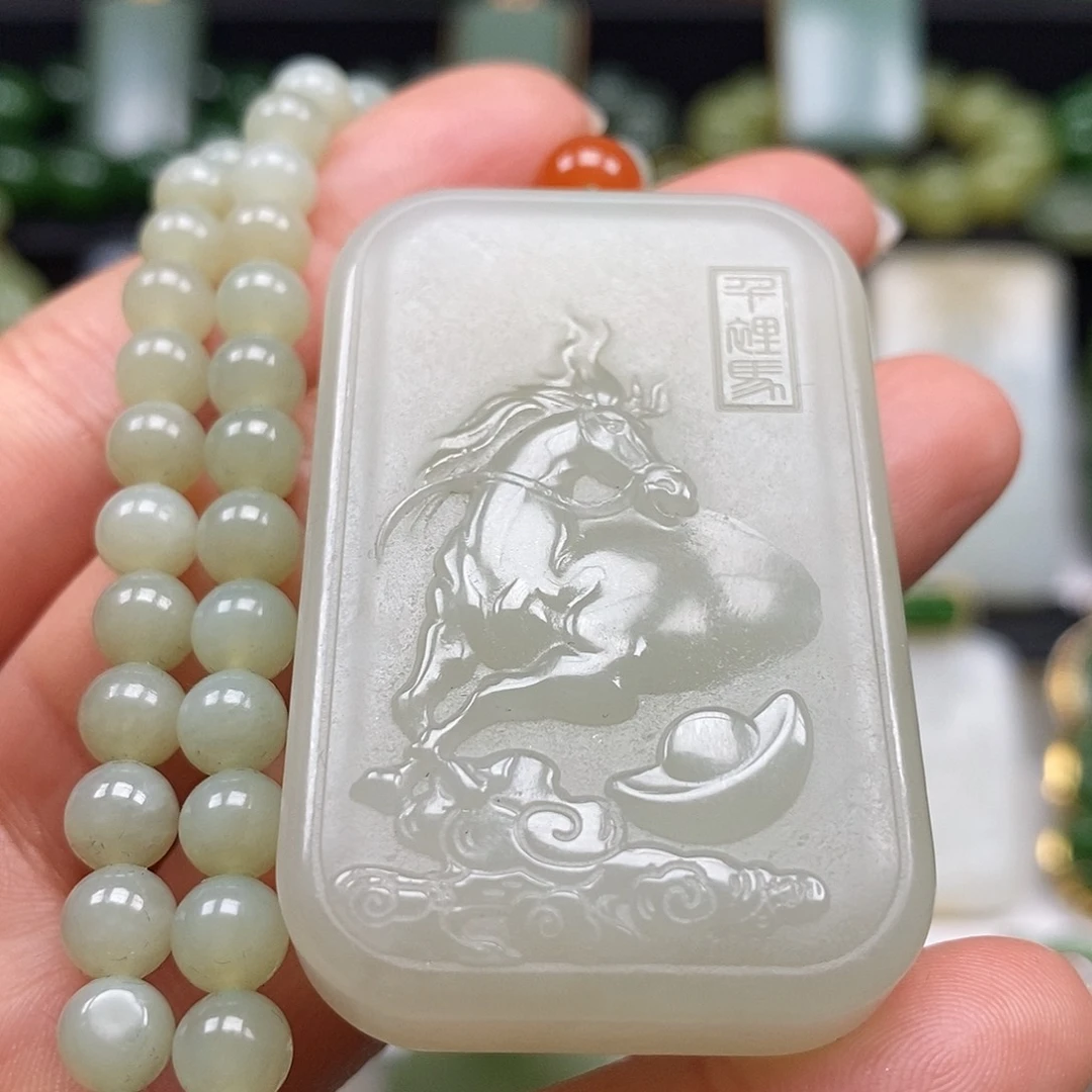 和田玉颈饰未镶嵌