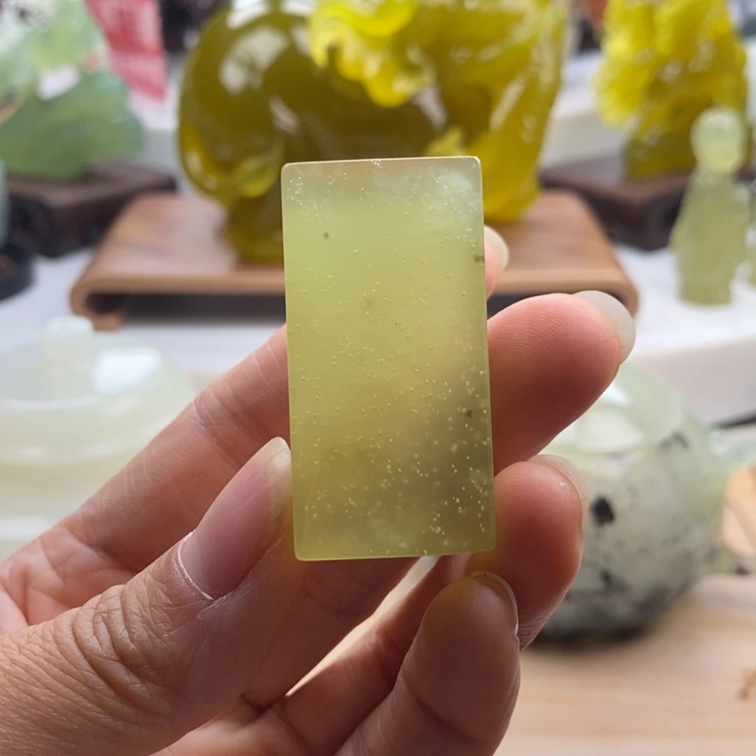 岫玉未镶嵌四大名玉章料