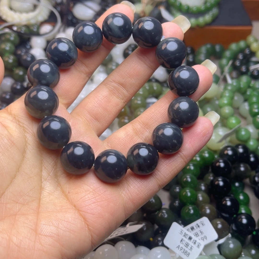 用***0和田玉未镶嵌手链