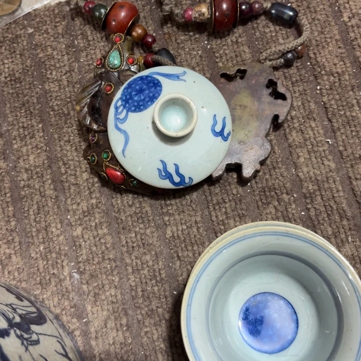 袭***店瓷片 ，，，，，，，，，，，，，，，，，，，
