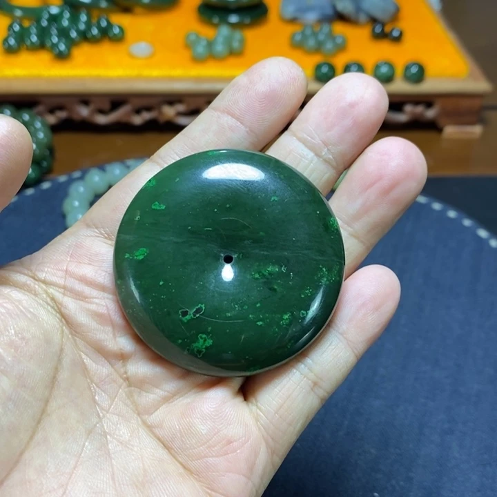 未镶嵌和田玉挂件