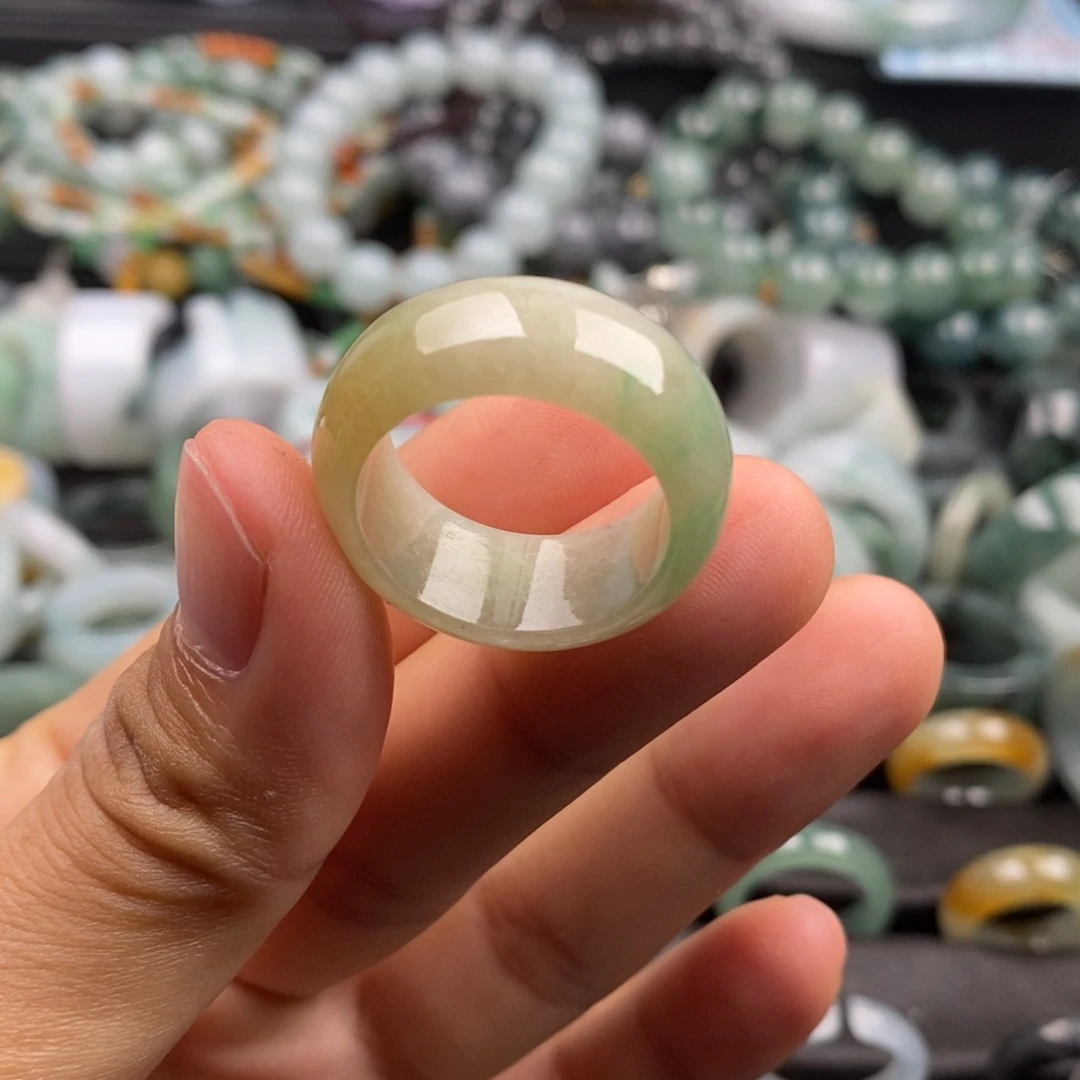 翡翠未镶嵌戒指翡翠10