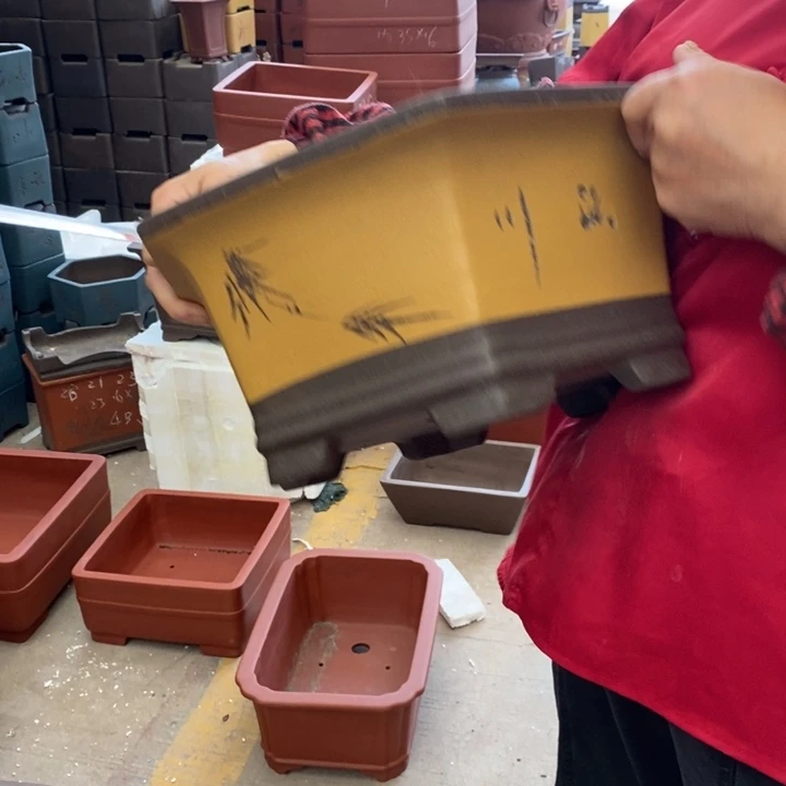 紫砂花盆自己看看