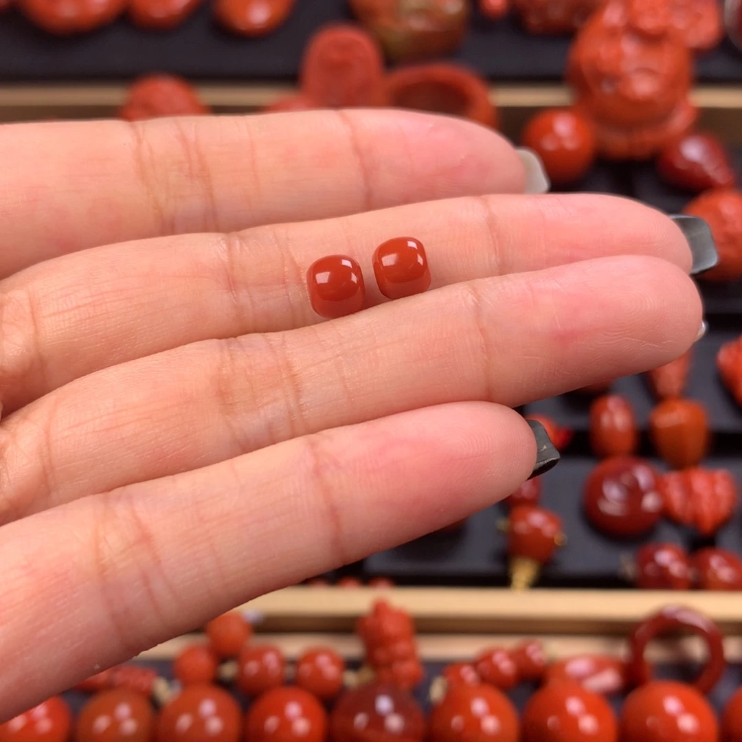 未镶嵌老型对珠6mm南红玛瑙