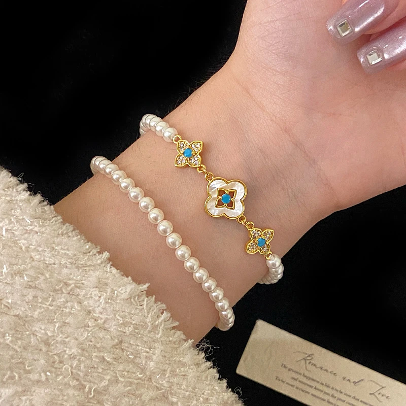 铜合金手链 天然贝壳四叶草满钻施家手链女精致时尚高级百搭