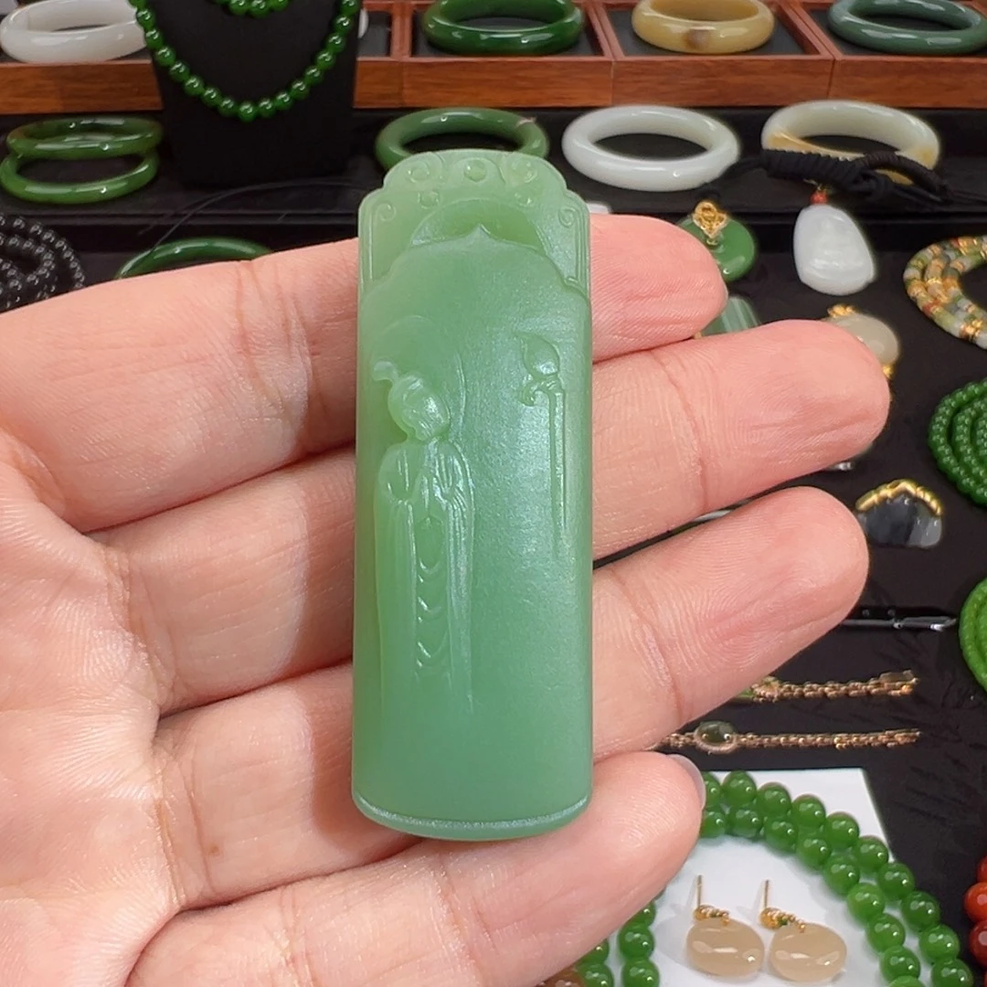和田玉（碧玉）未镶嵌颈饰粉绿过灯无结构无相佛牌