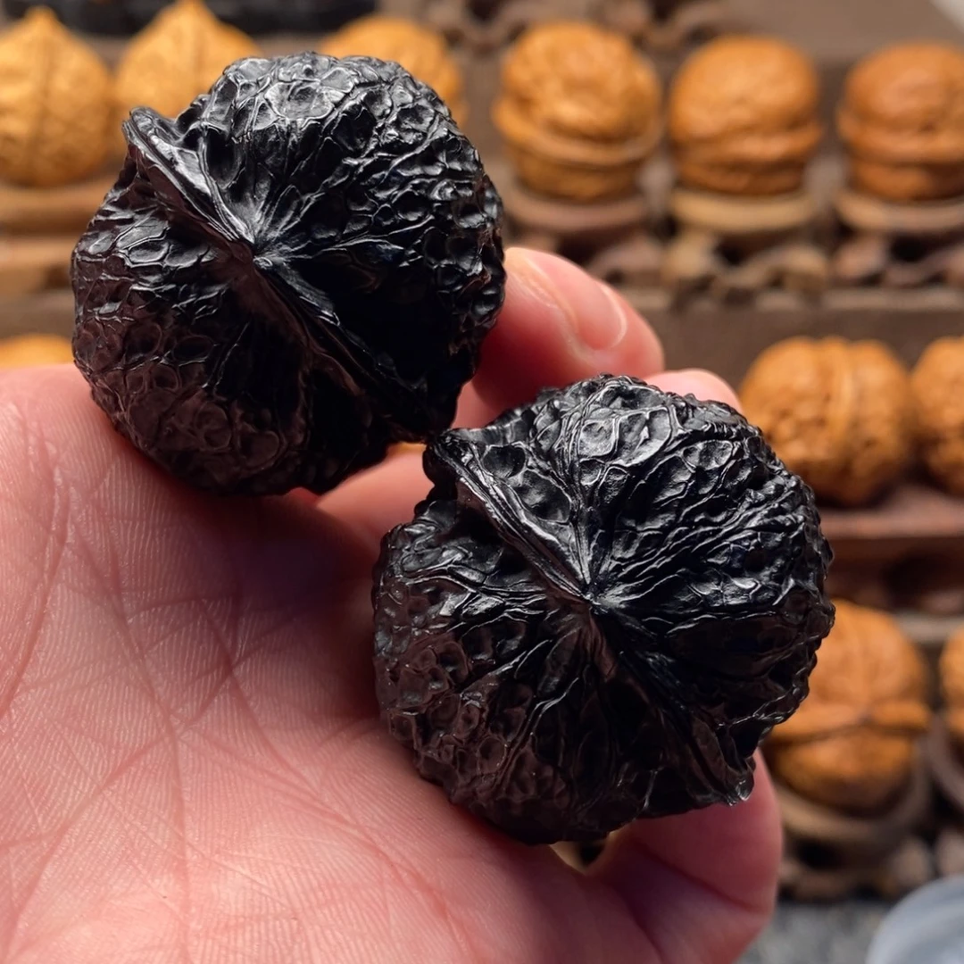 文玩核桃把件铁核桃