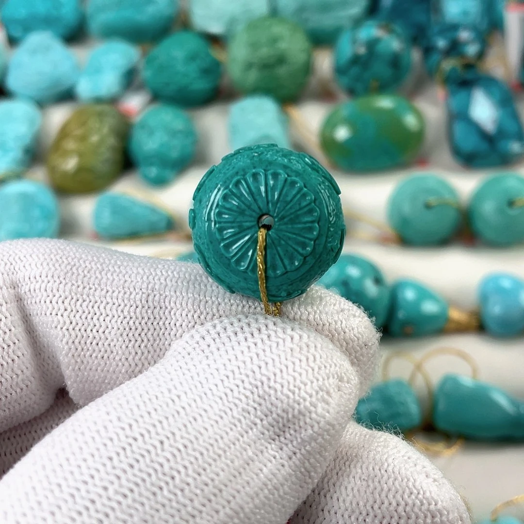 绿松石未镶嵌挂件直径18.9