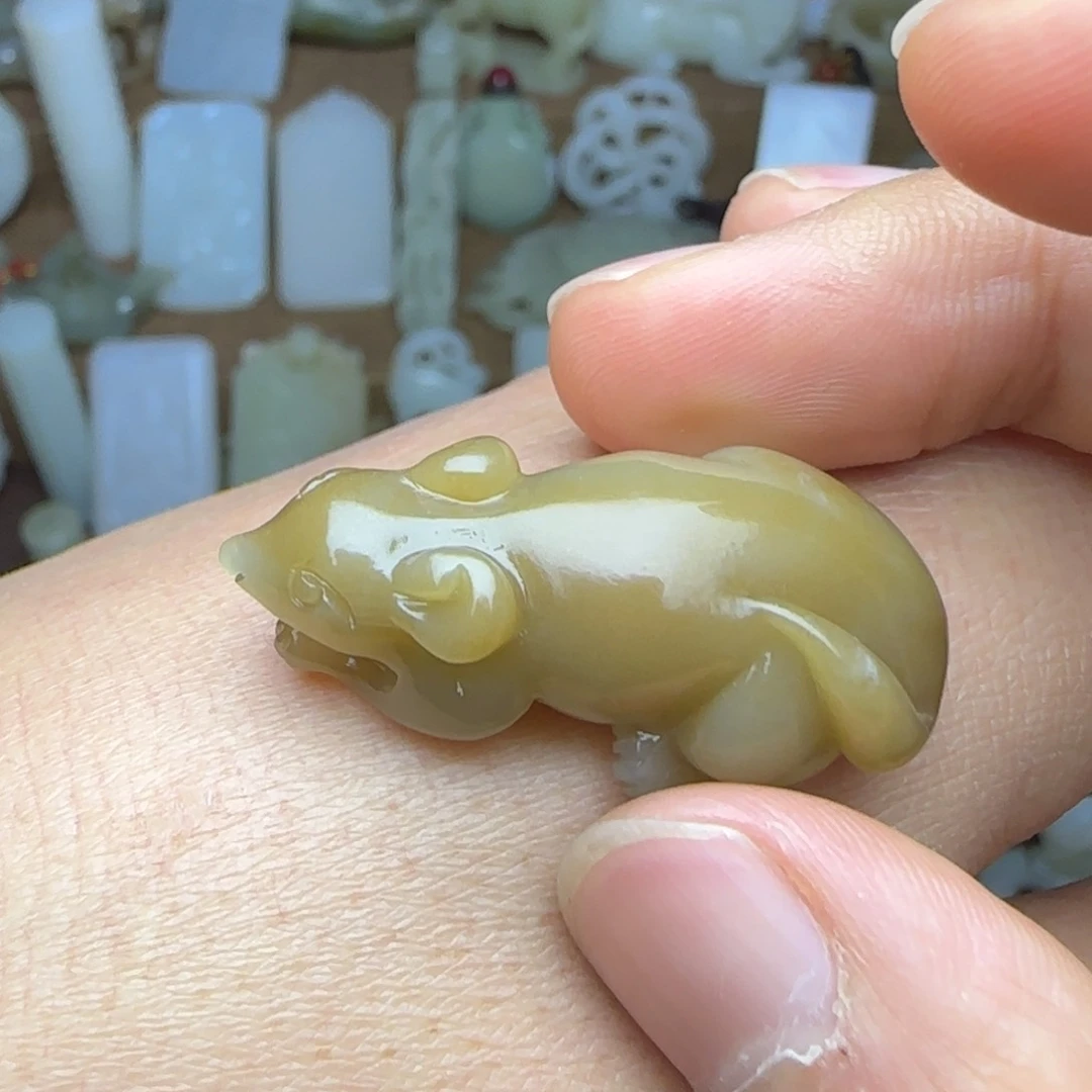 和田玉挂件未镶嵌