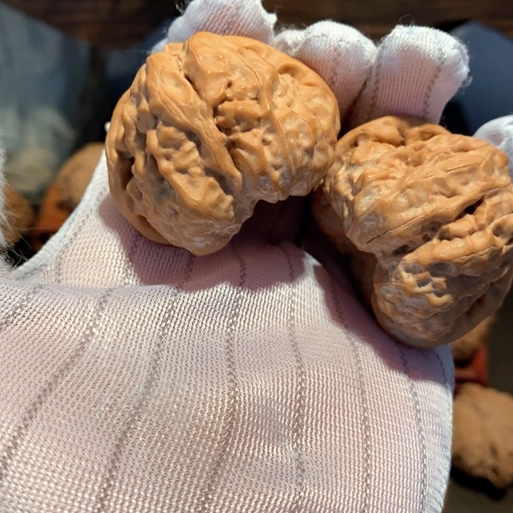 桃核吊坠?**?43尺寸三角蛙