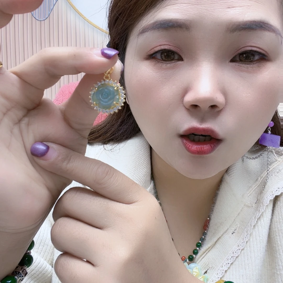 翡翠未镶嵌颈饰项链