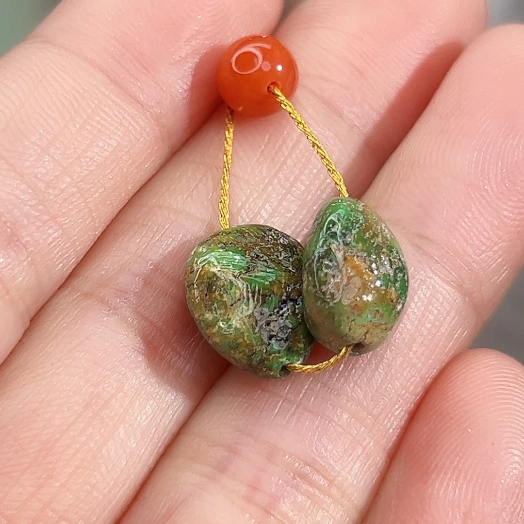 南红玛瑙未镶嵌珠宝奇石