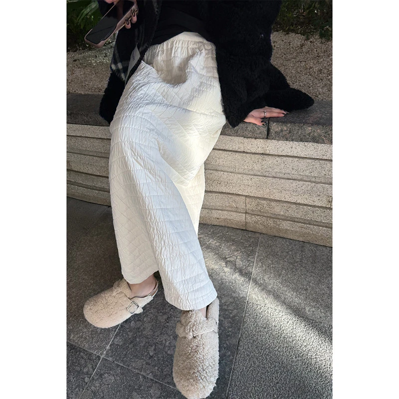 夹棉菱格松慵懒风直筒长裙女秋冬 随意感后开叉松紧腰网红半身裙