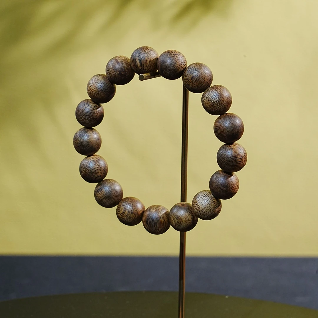 缅甸红油糖结老料沉香手串 1.38cm 15.08g 250917050 C