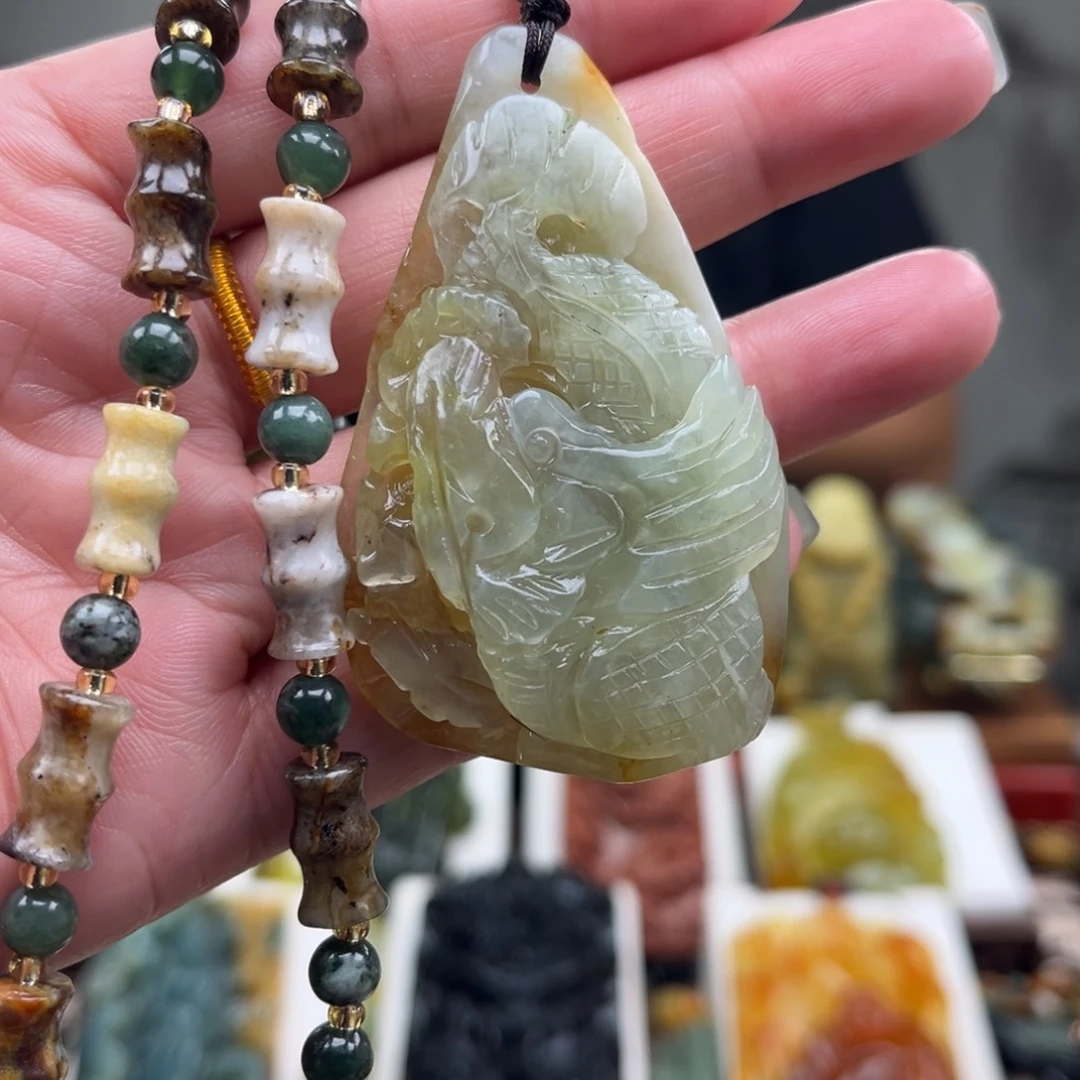 岫玉未镶嵌挂件挂件