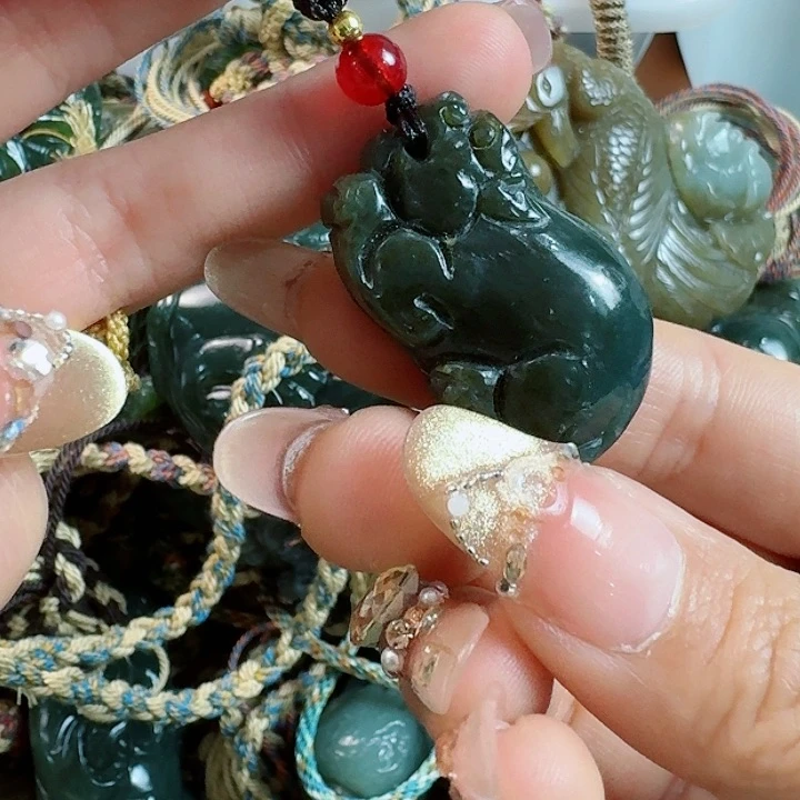 和田玉挂件未镶嵌