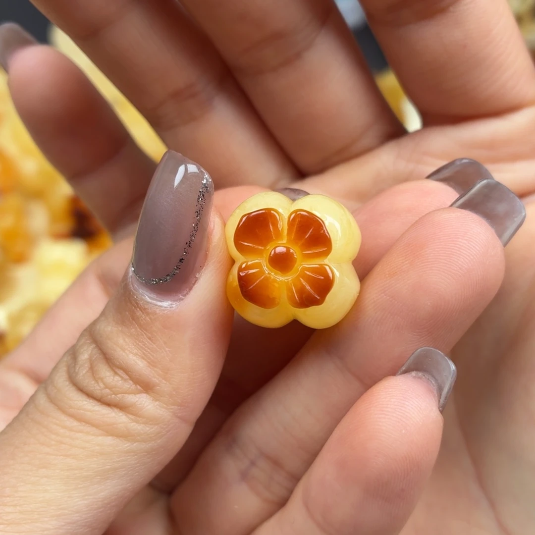 裸石琥珀未镶嵌蜜蜡