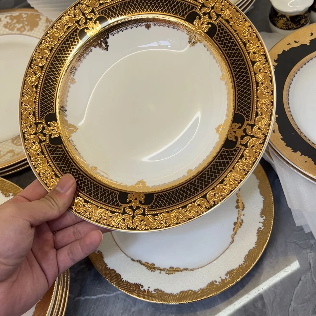 瓷片9寸草帽盘两个一单尾单