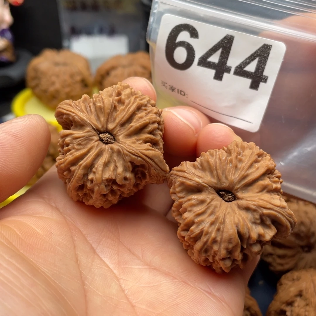 把件文玩核桃南疆凹底啊拉丝39