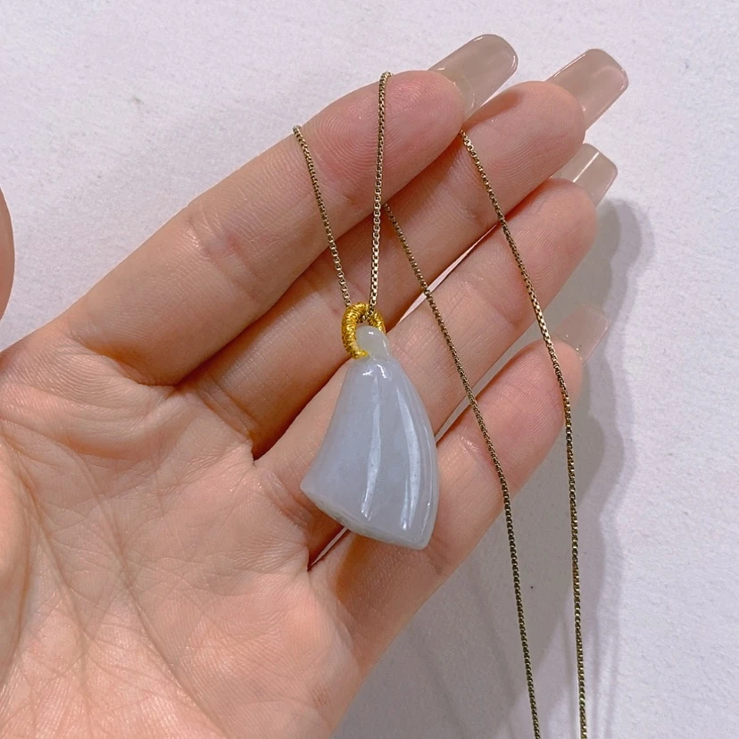 【闪购商品】翡翠未镶嵌颈饰