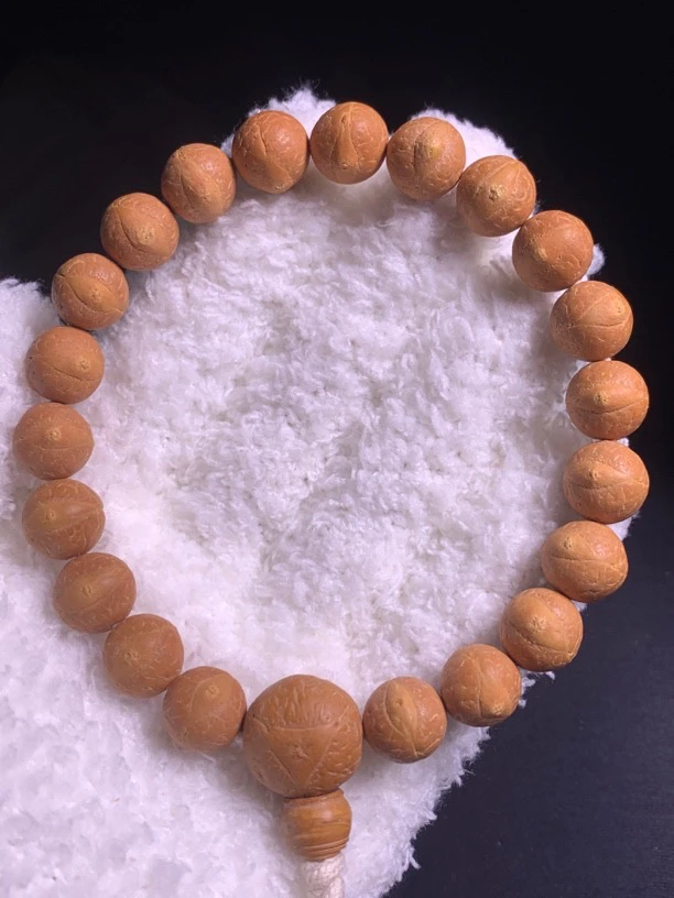 毕业级尼泊尔凤眼菩提，红皮油籽，尺寸12.5大眼睛