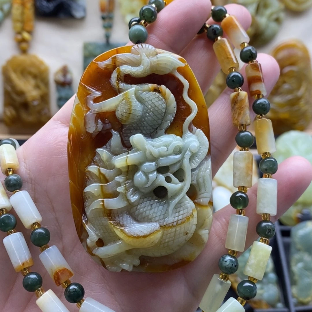 【闪购商品】岫玉颈饰未镶嵌龙