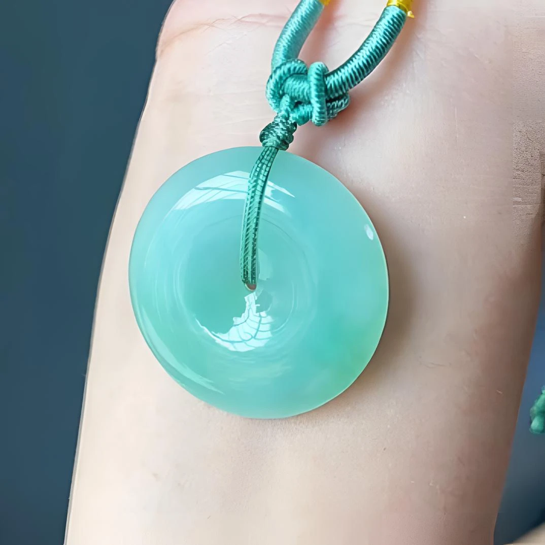 天然缅甸翡翠A货满绿平安扣