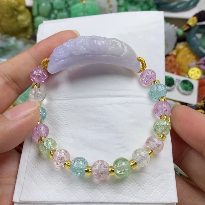 翡翠吊坠(赠链)未镶嵌