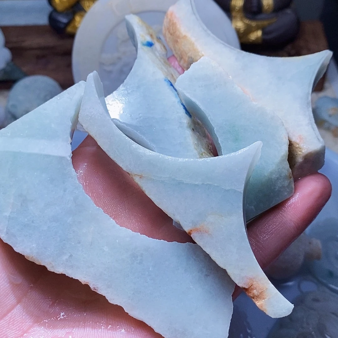 翡翠未镶嵌颈饰5588