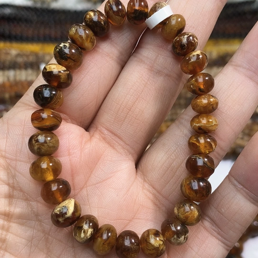 见***山琥珀未镶嵌手链8溶洞