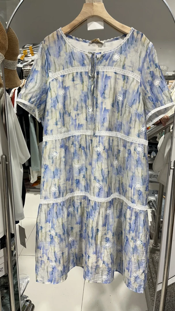芮纳依莲5596品牌大码连衣裙刺绣甜美显瘦气质