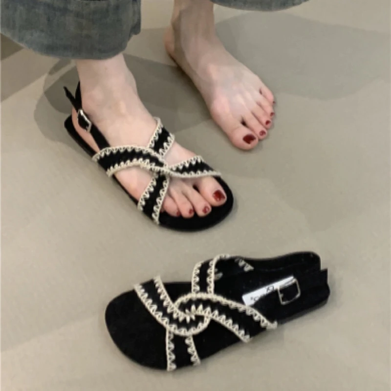 LB-788法式百搭一字带平底复古民族厚底凉鞋2025年旅游沙滩罗马鞋