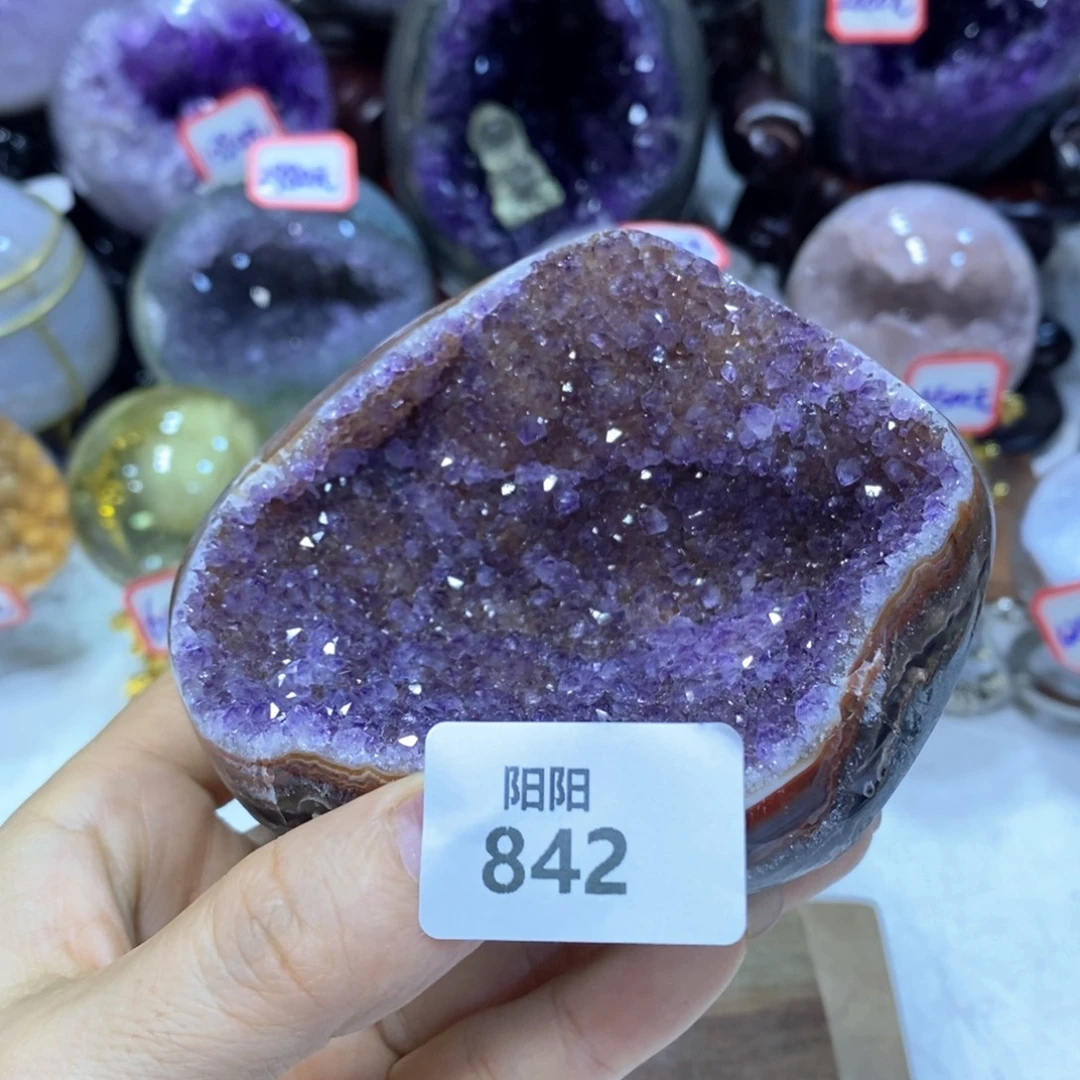 未镶嵌水晶大型摆件（非配饰）