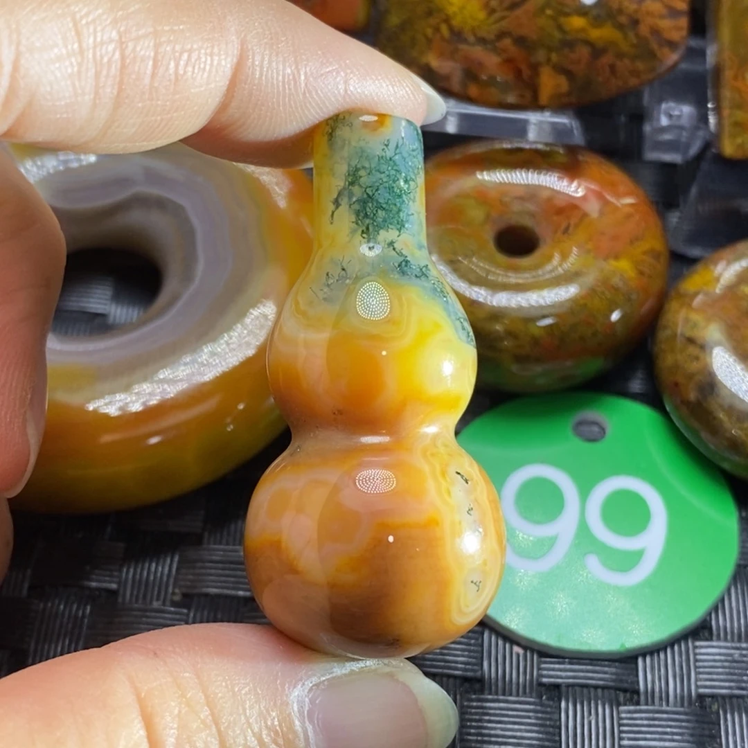 未镶嵌颈饰玛瑙/玉髓时**转