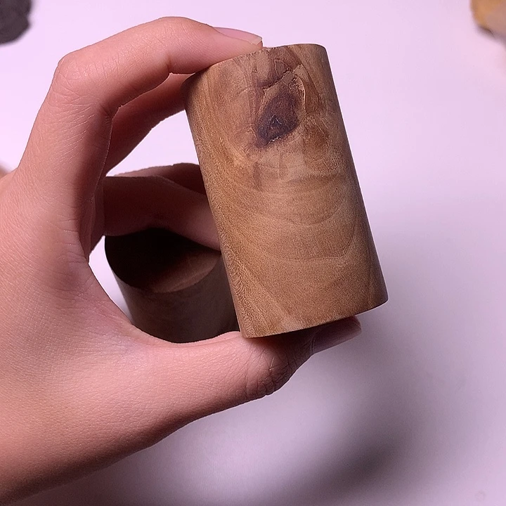 吊坠檀香木檀香大手把件瑕疵