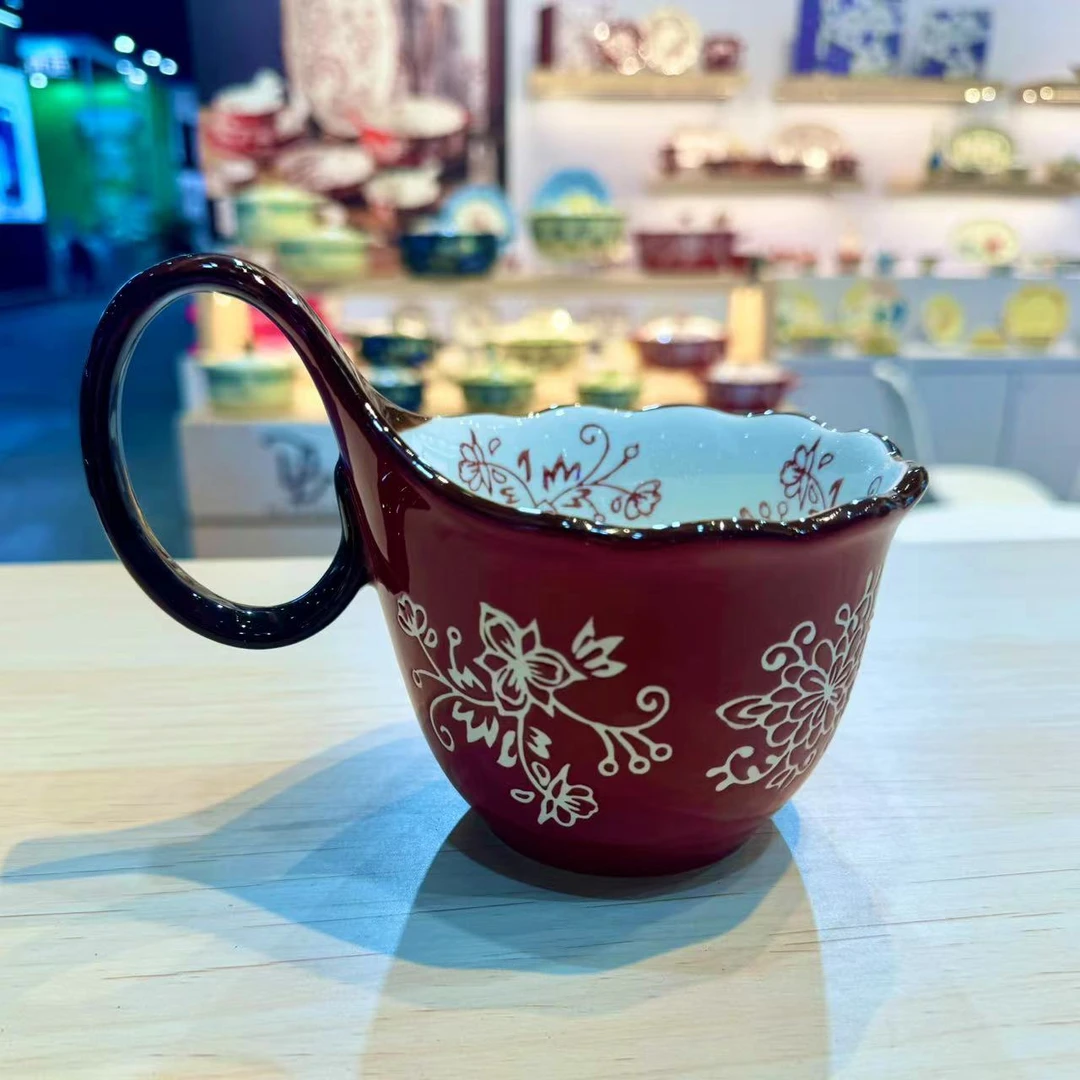 出西欧红青藤曲把杯陶瓷咖啡杯大容量