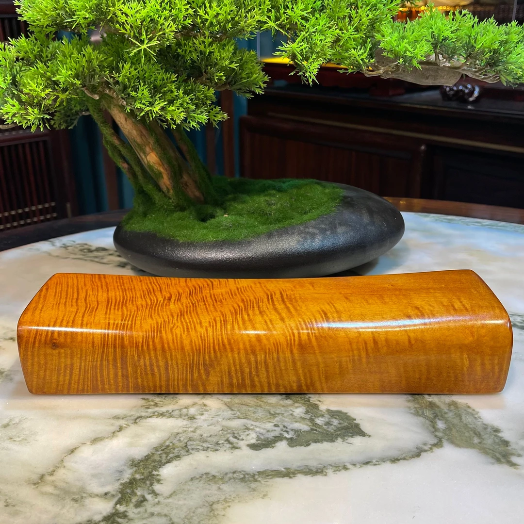 金丝楠木枕头颈椎枕