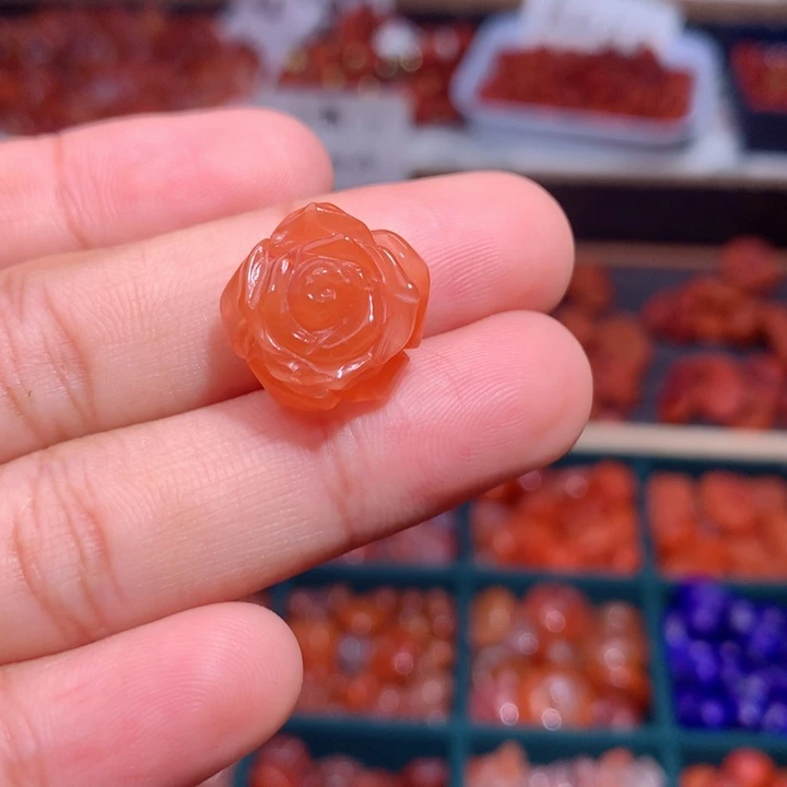 南红玛瑙未镶嵌南红玫瑰花