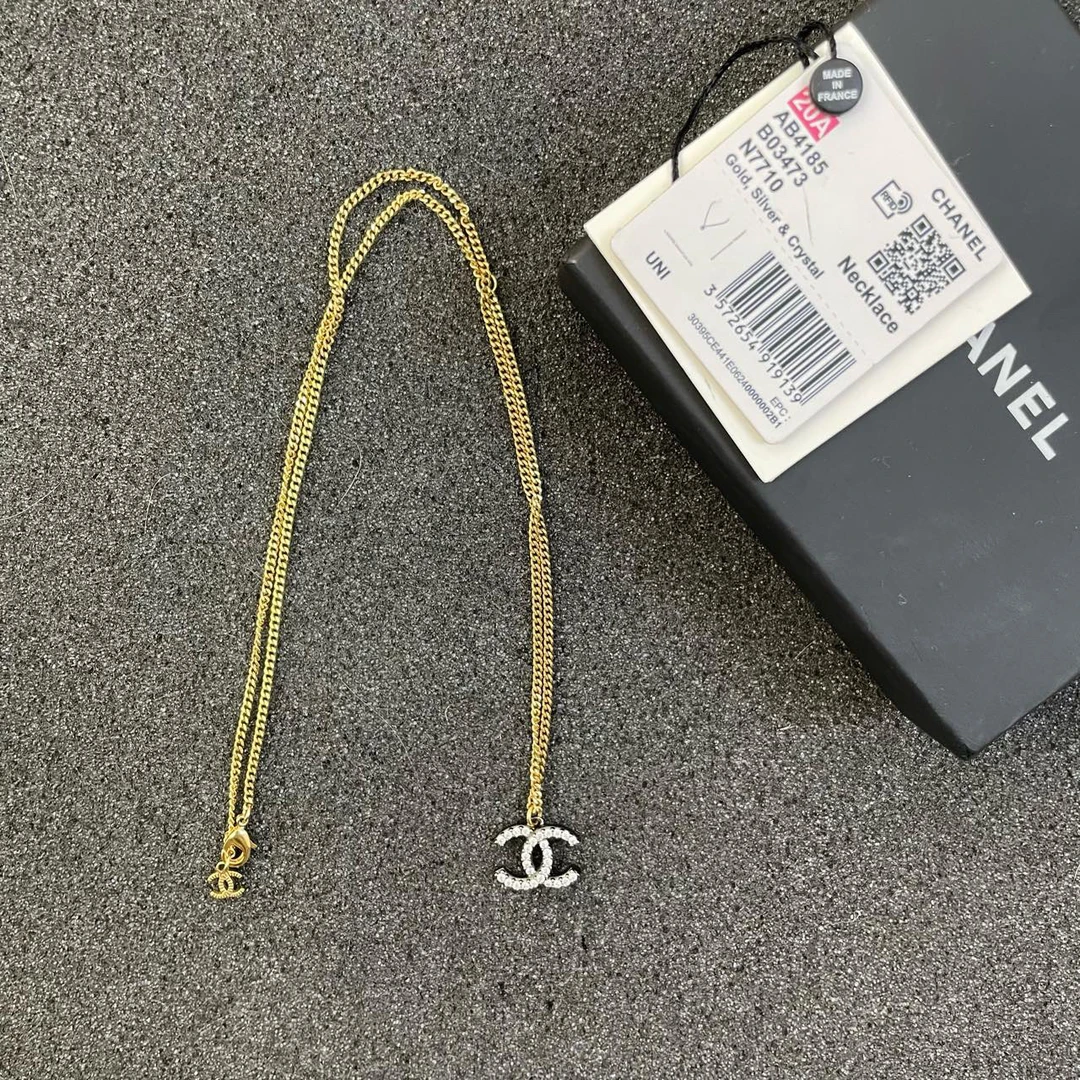95新 Chanel/香奈儿 97新/满钻双Clogo项链/11087